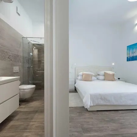 Art 招待所 斯普利特